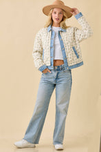 Load image into Gallery viewer, Floral Print Quilted Denim Jacket