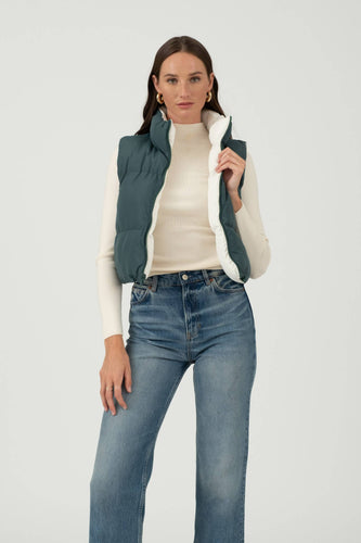 REVERSIBLE PUFFER VEST