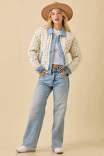 Load image into Gallery viewer, Floral Print Quilted Denim Jacket