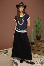 Load image into Gallery viewer, HORSESHOE SHORT SLEEVE KNIT SWEATER