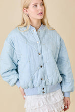 Load image into Gallery viewer, Pearl Quilted Jacket
