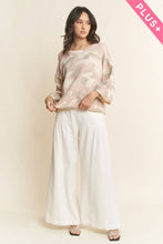 Load image into Gallery viewer, PLUS CAMO TOP