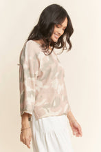 Load image into Gallery viewer, PLUS CAMO TOP