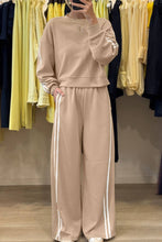 Load image into Gallery viewer, Varsity Stripe Crewneck Pullover and Sweatpants Set: Oatmeal / M