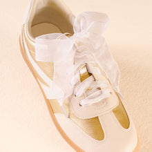 Load image into Gallery viewer, Step It Up Shoelaces-Sheer White